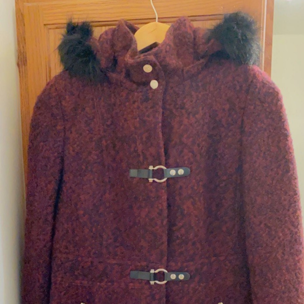Woman's Ivanka Trump Coat Size 6